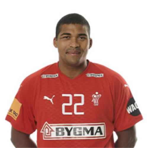 Mads Mensah Larsen